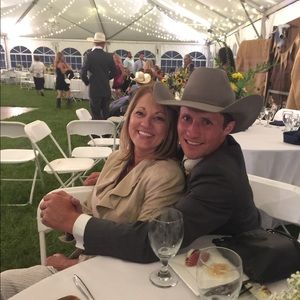 Meet your Posher, Elaine